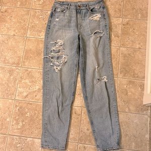 American Eagle relaxed mom jeans